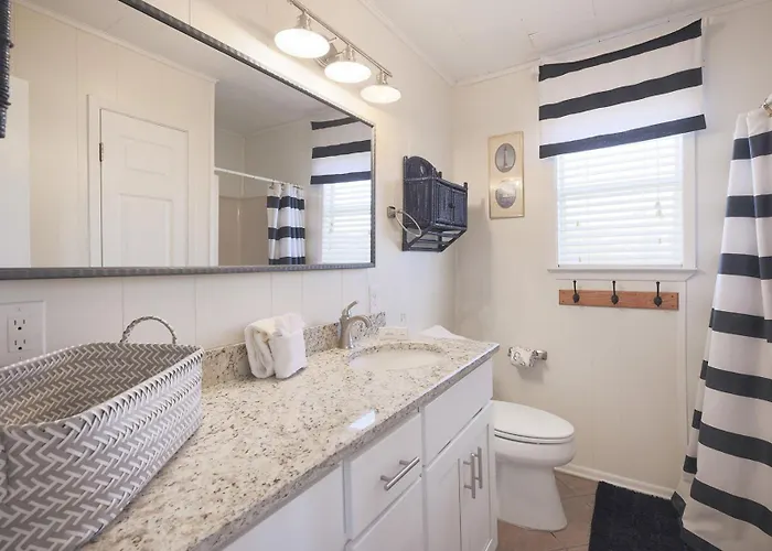 Cole's 4159-4 Holiday home